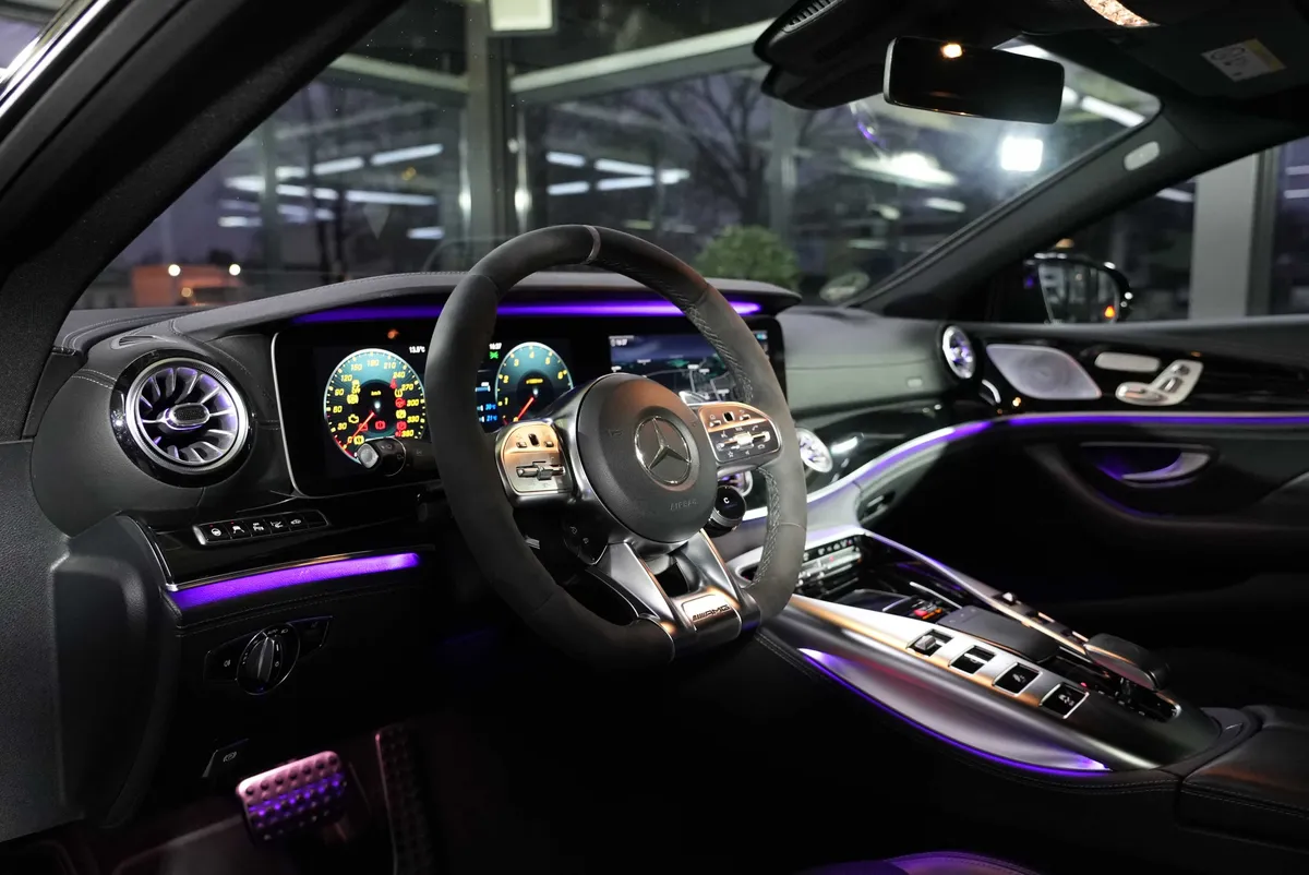 Mercedes-Benz AMG GT 63 S 4Matic+ - Image 9