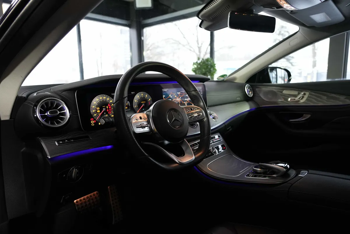Mercedes-Benz CLS 450 4Matic AMG Line Night Paket - Image 9