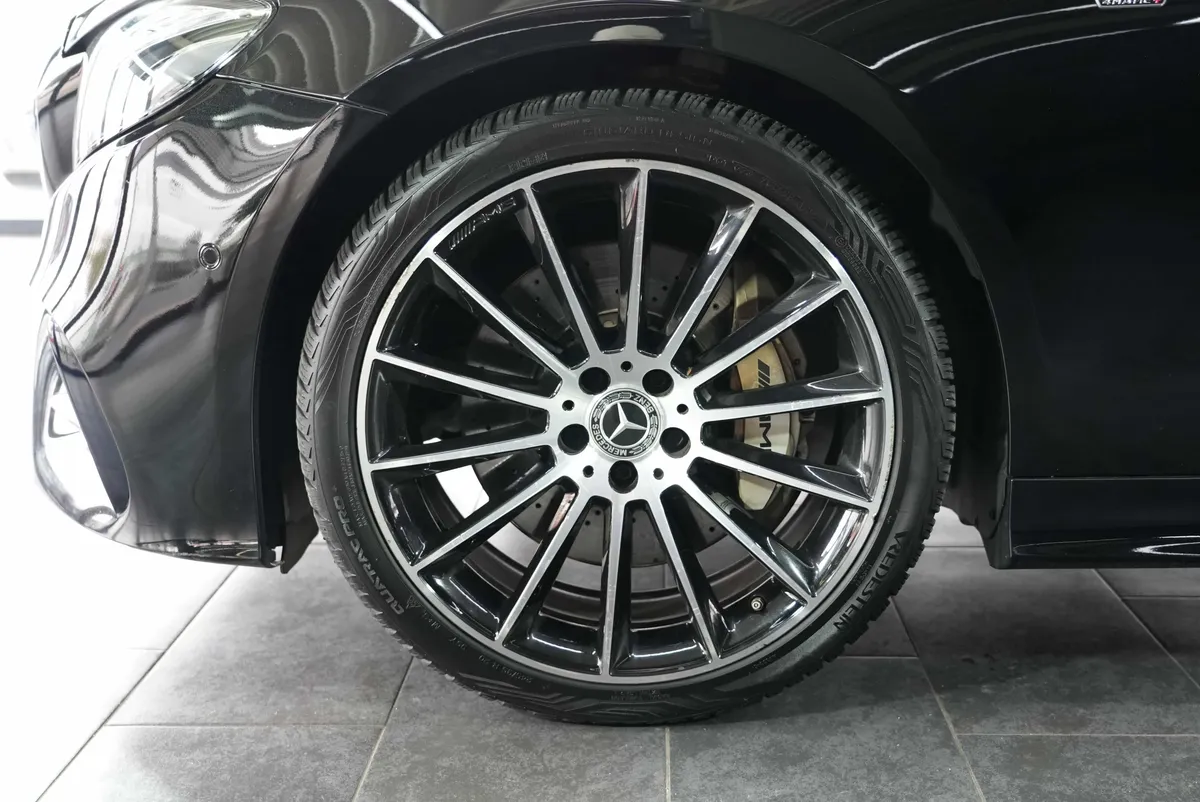 Mercedes-Benz E 53 AMG Cabrio 4Matic - Image 9