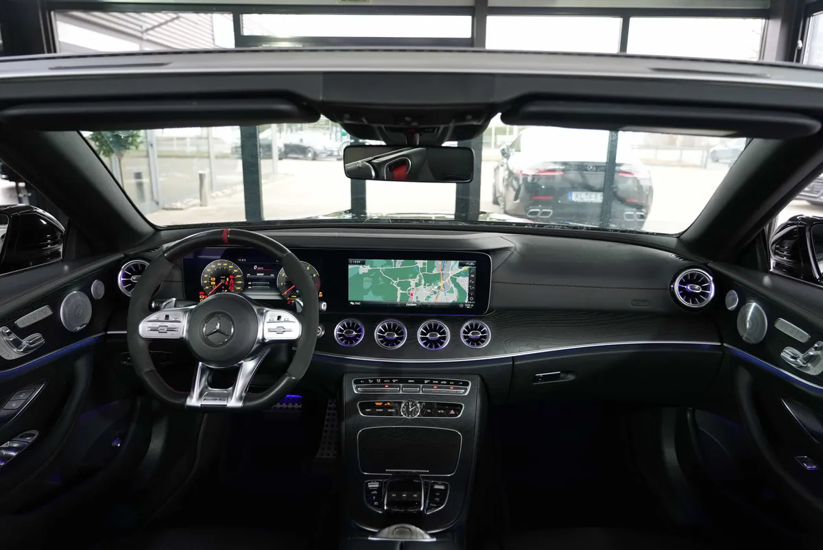 Mercedes-Benz E 53 AMG Cabrio 4Matic - Image 19