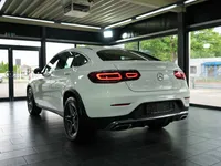 Mercedes-Benz GLC 200 Coupé 4MATIC AMG Line - Image 3