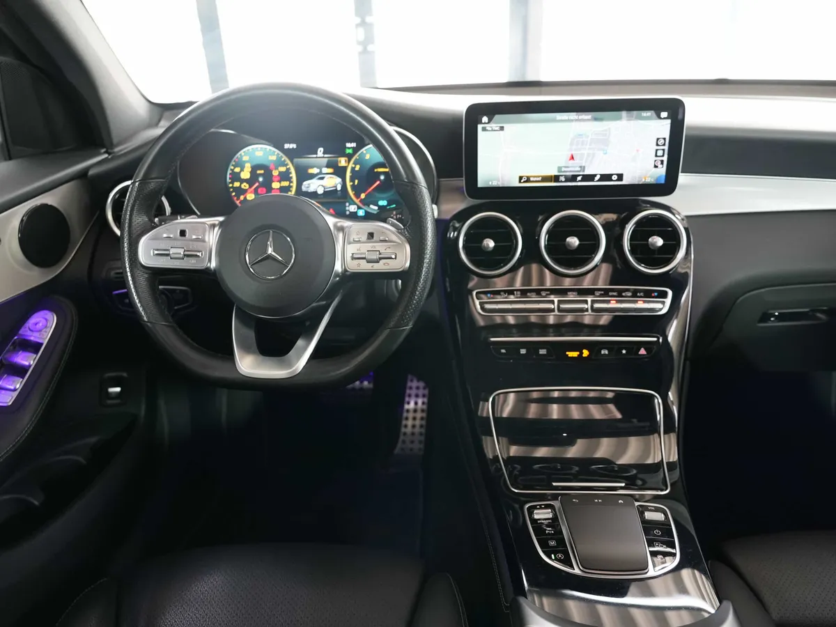 Mercedes-Benz GLC 200 Coupé 4MATIC AMG Line - Image 18