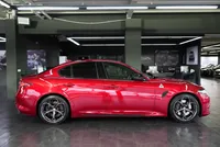 Alfa Romeo Giulia Quadrifoglio 2.9 V6 Bi-Turbo AT8 - Image 22