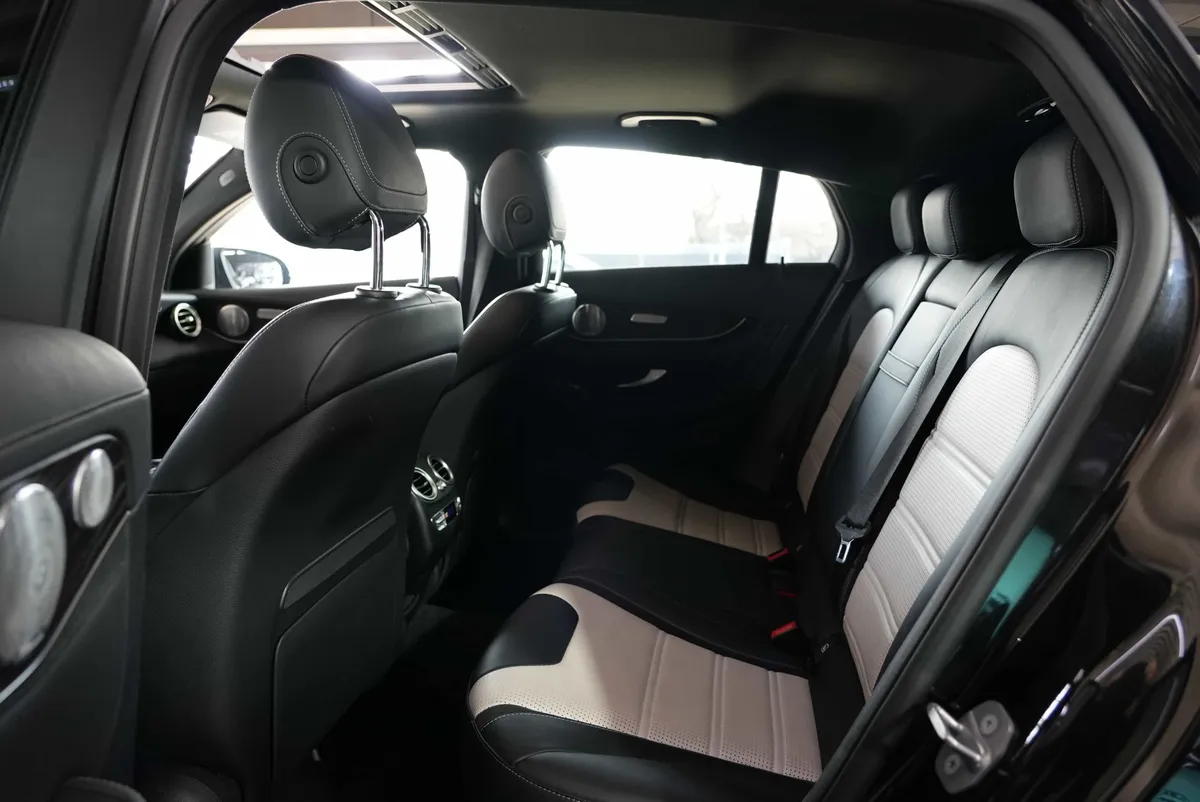 Mercedes-Benz GLC 63 AMG Coupé 4Matic - Image 16