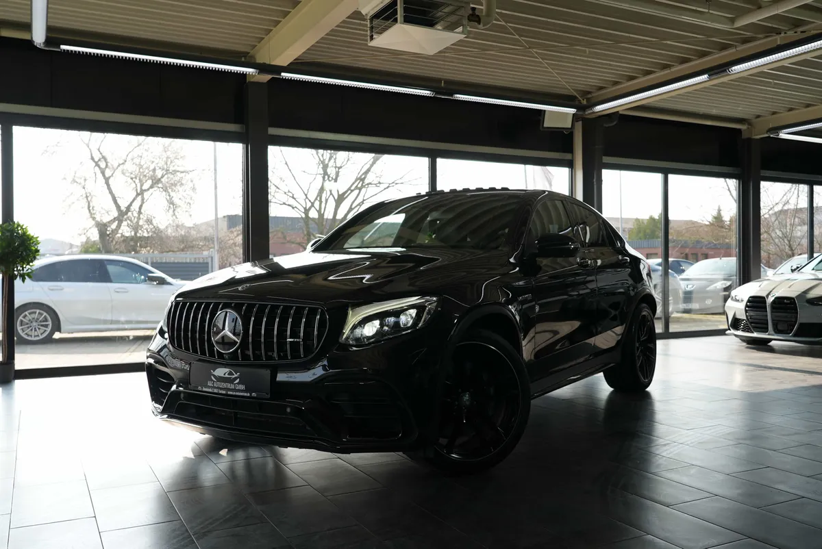 Mercedes-Benz GLC 63 AMG Coupé 4Matic - Image 27
