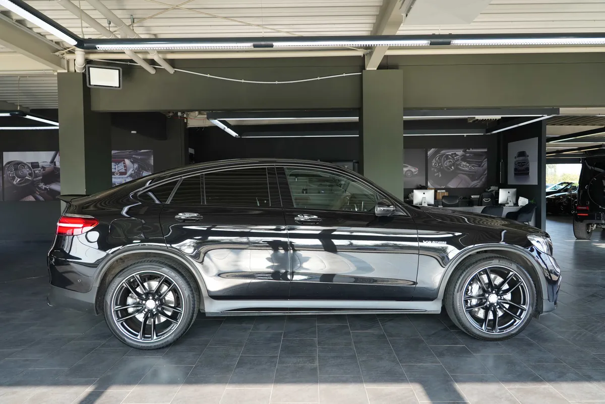 Mercedes-Benz GLC 63 AMG Coupé 4Matic - Image 28