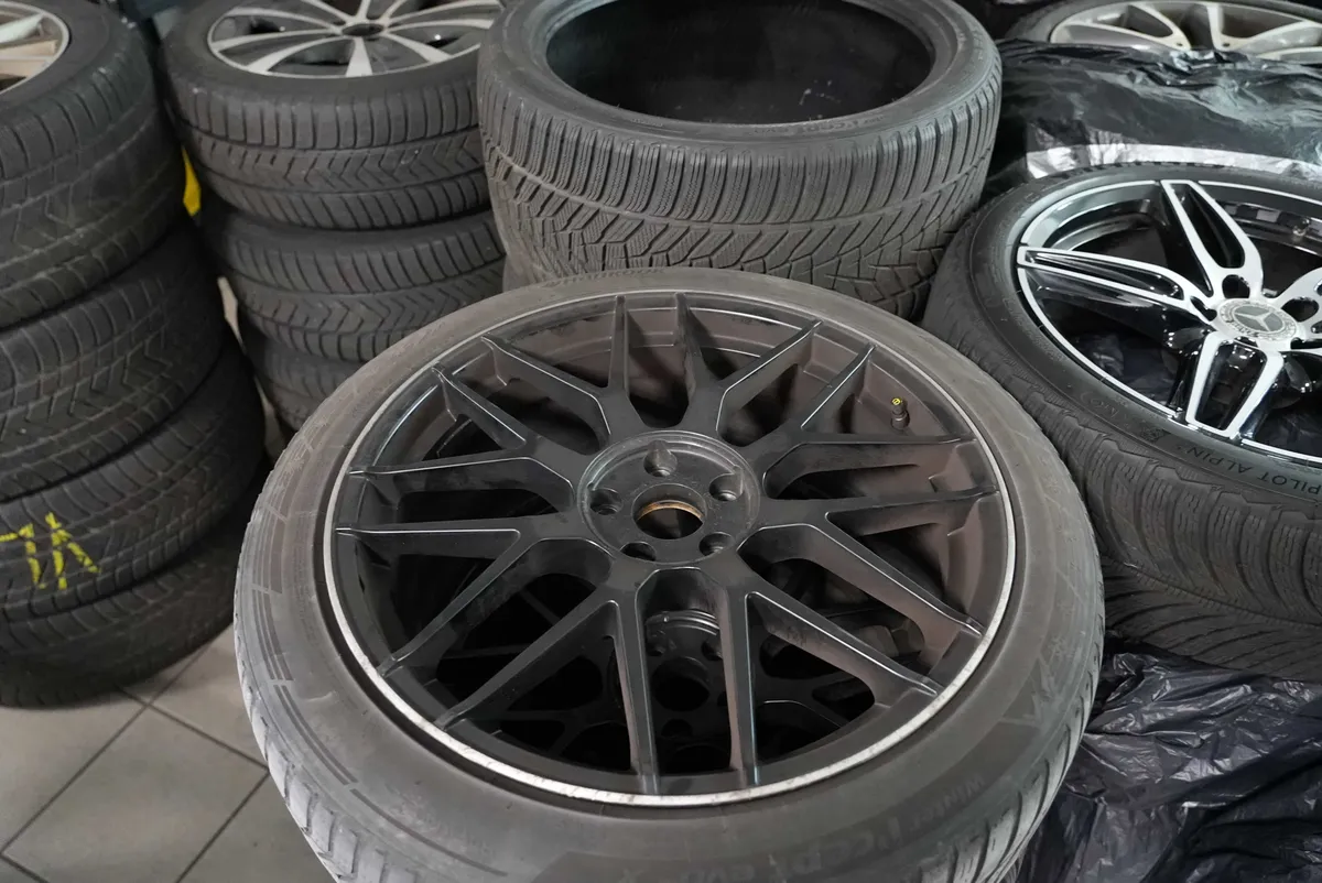 Mercedes-Benz GLC 63 AMG Coupé 4Matic - Image 29