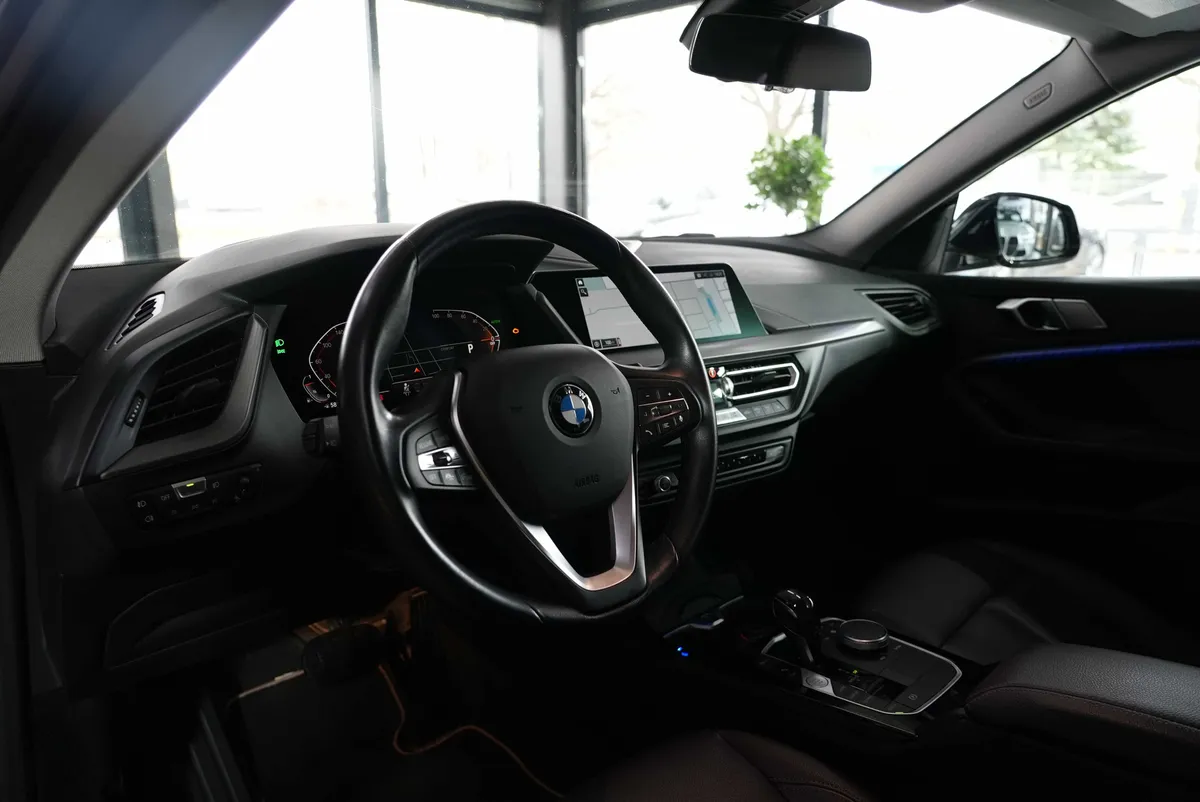 BMW 218i Gran Coupé Luxury Line - Image 10