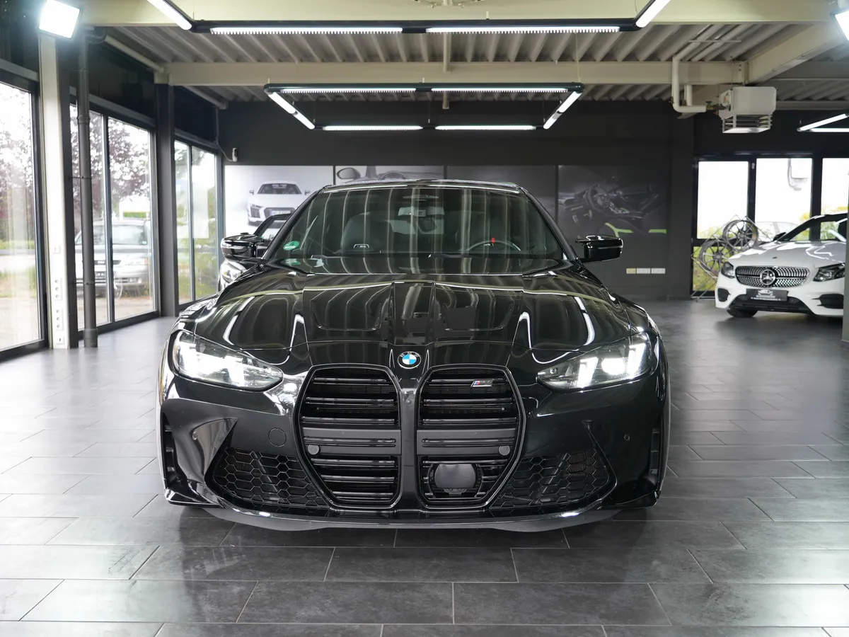 BMW M4 Coupé M xDrive Competition - Image 7