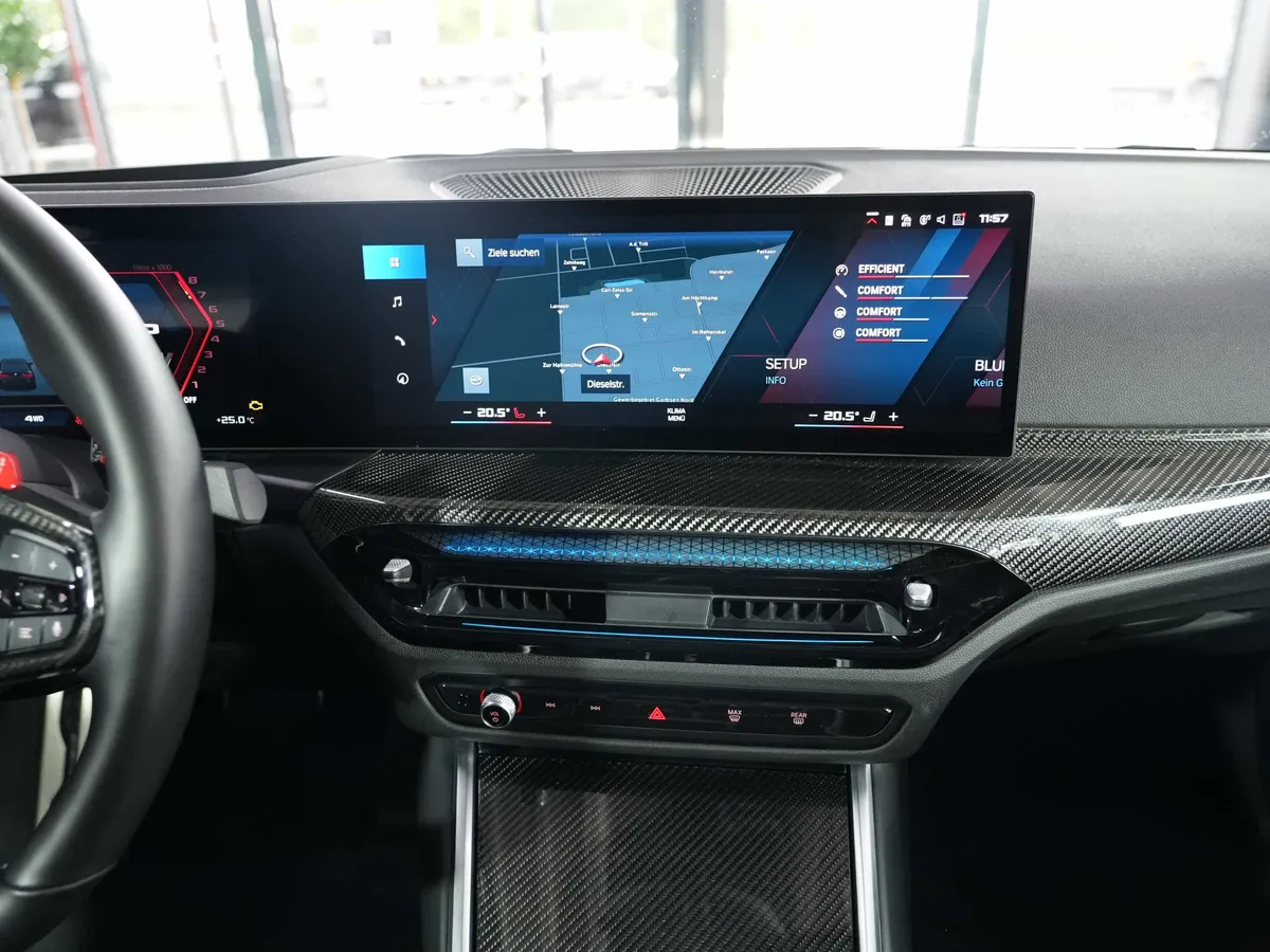 BMW M4 Coupé M xDrive Competition - Image 21