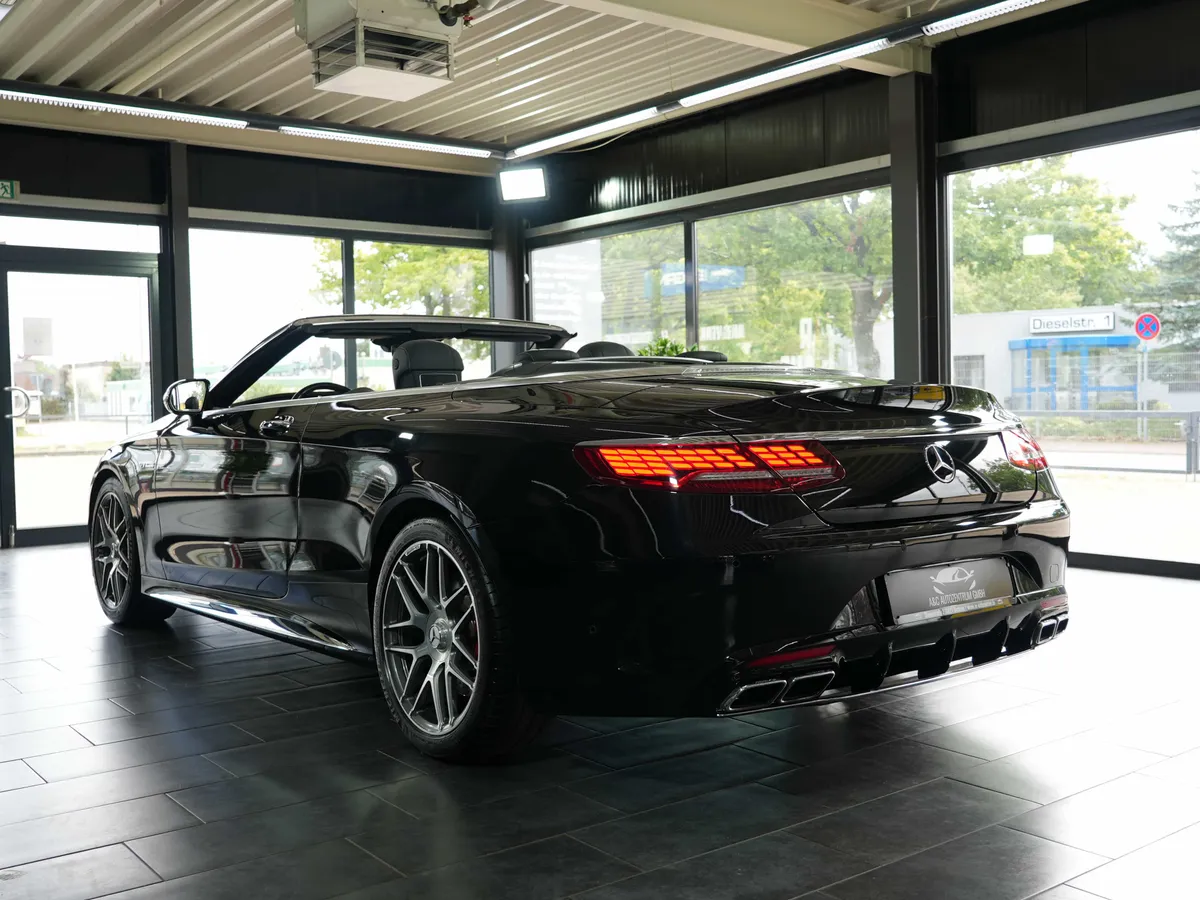 Mercedes-Benz S 63 AMG 4Matic Cabriolet - Image 4