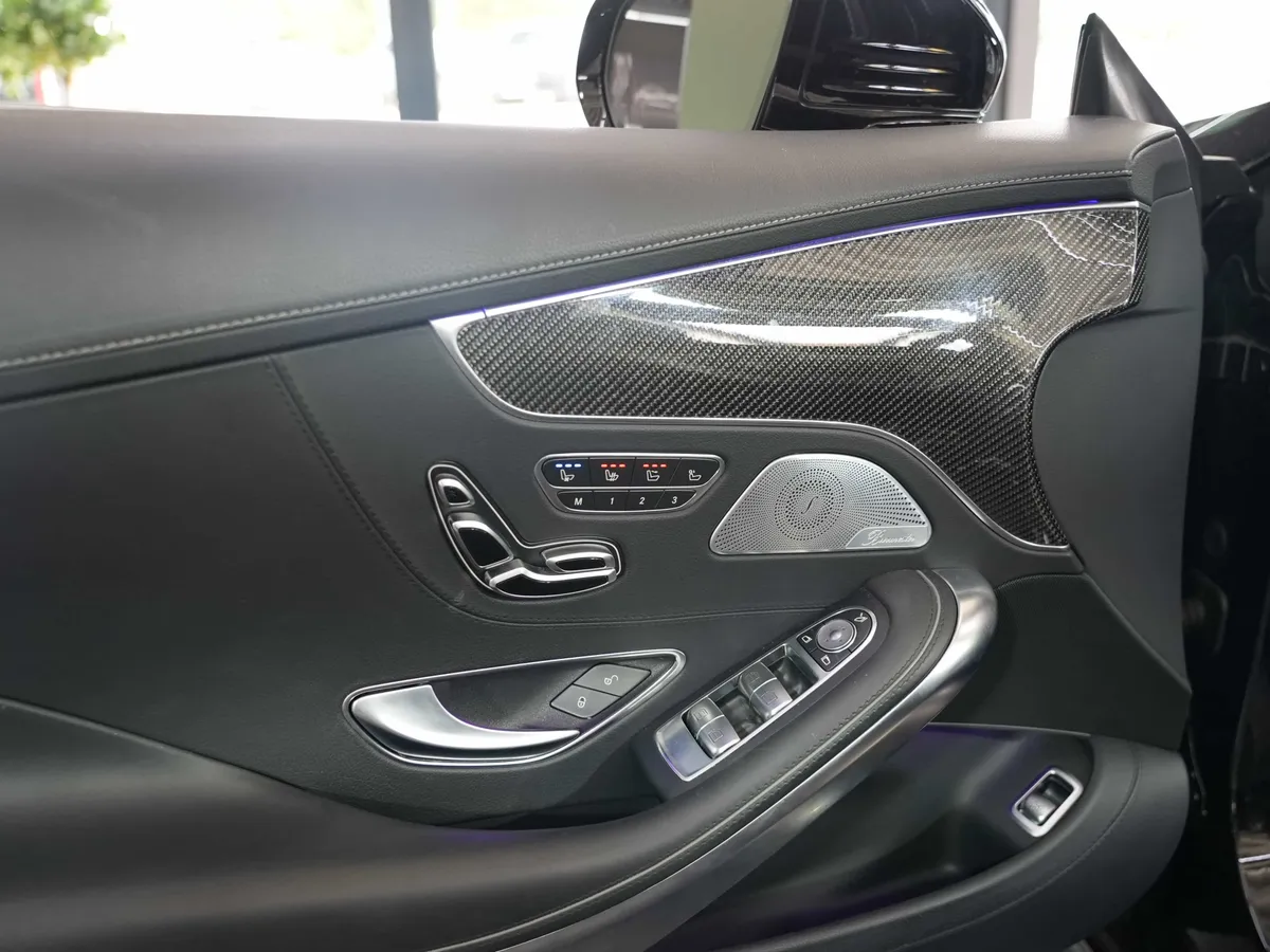 Mercedes-Benz S 63 AMG 4Matic Cabriolet - Image 10