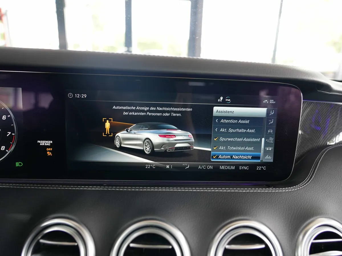 Mercedes-Benz S 63 AMG 4Matic Cabriolet - Image 24