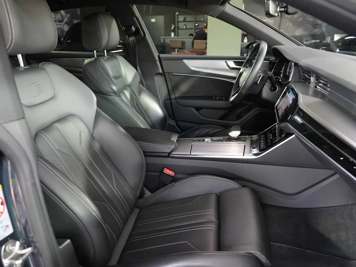 Audi A7 Sportback 55 TFSI Quattro S-Line - Image 16