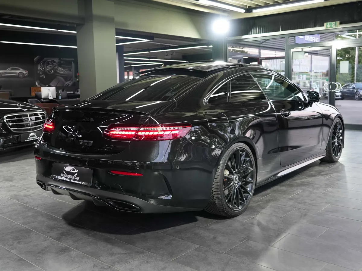 Mercedes-Benz E 400 d 4Matic Coupé AMG Line - Image 6