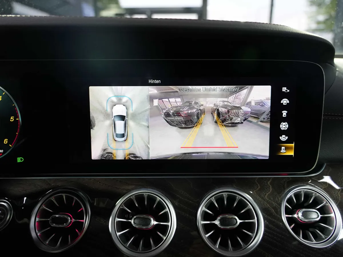 Mercedes-Benz E 400 d 4Matic Coupé AMG Line - Image 22