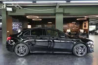 Mercedes-Benz A 200 Limousine AMG Line - Image 22