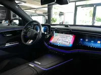 Mercedes-Benz E 300 e T-Modell AMG Line Advanced Superscreen - Image 16