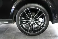 Mercedes-Benz GLS 350d 4Matic AMG Line - Image 10