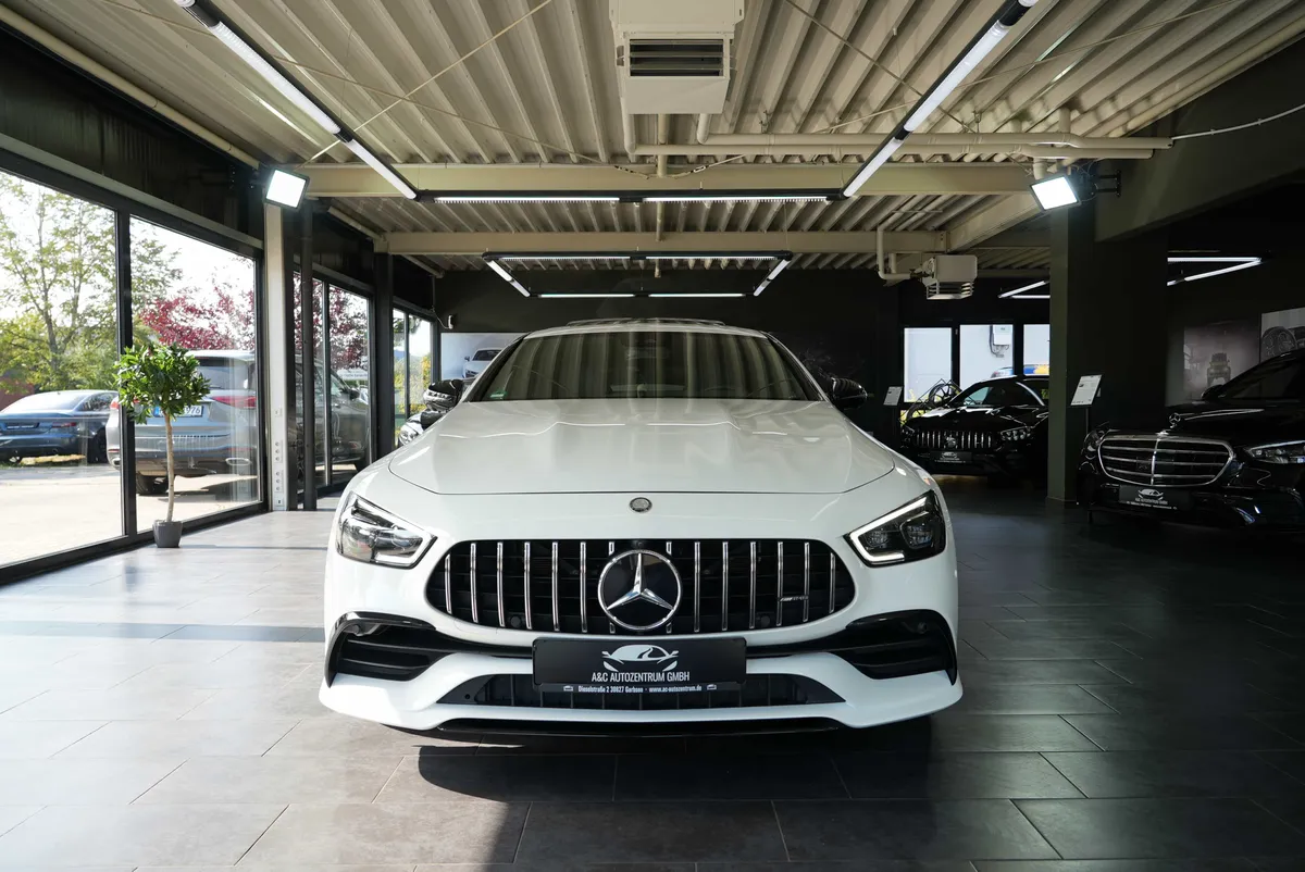 Mercedes-Benz AMG GT 43 - Image 8
