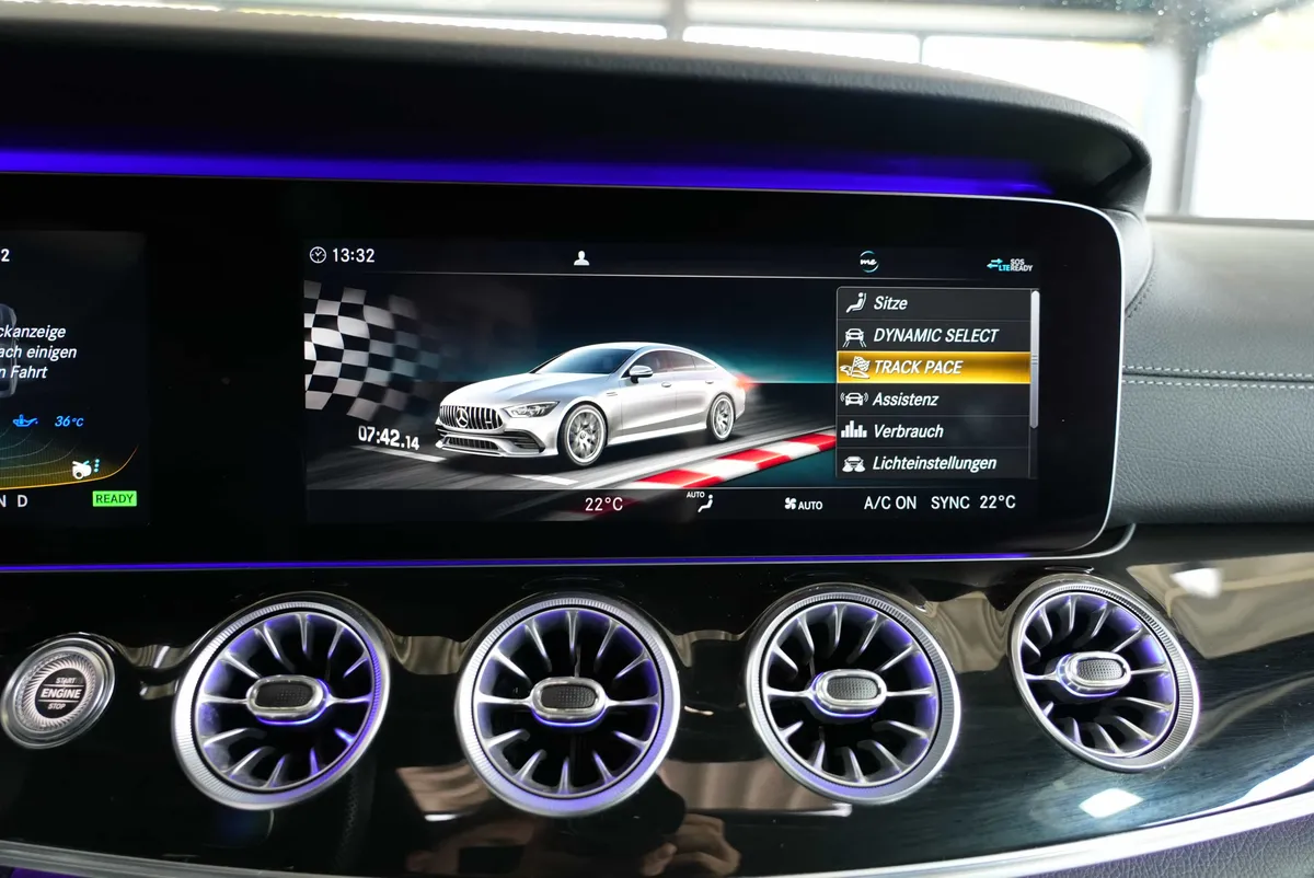 Mercedes-Benz AMG GT 43 - Image 27