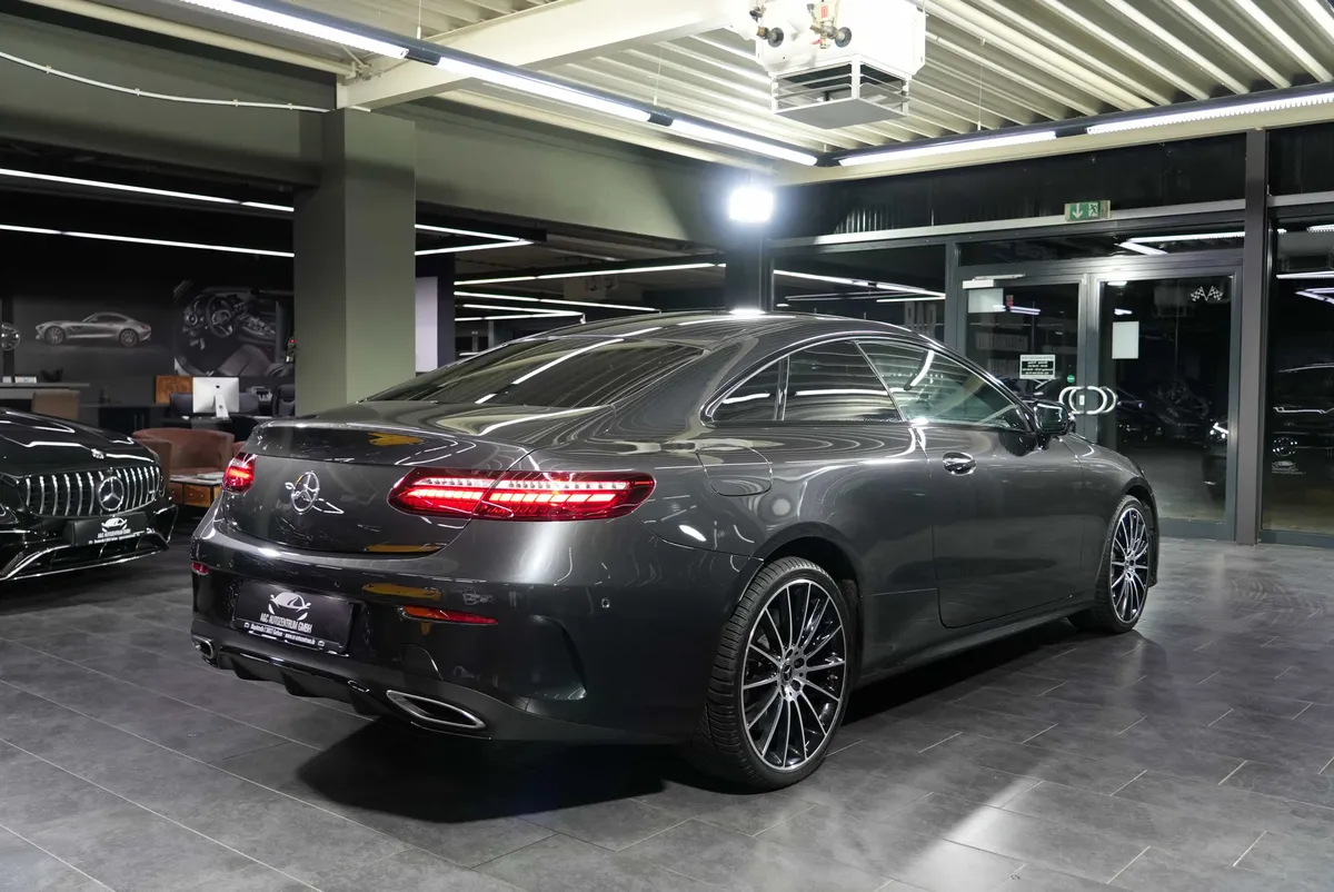 Mercedes-Benz E 450 Coupé 4Matic AMG Line - Image 5