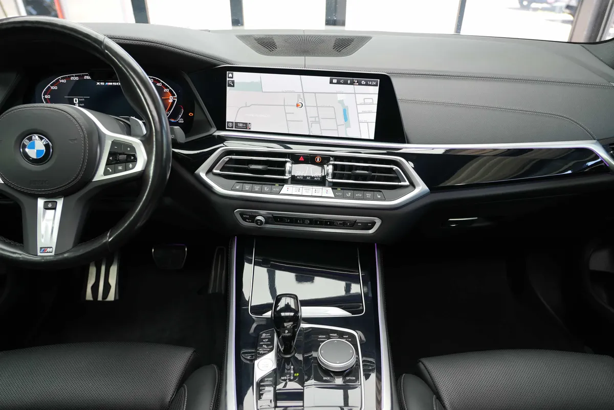 BMW X5 M50i - Image 21