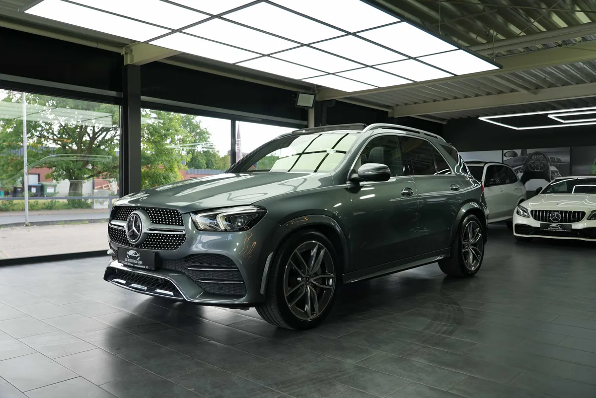 Mercedes-Benz GLE 400d 4Matic AMG Line - Image 1
