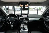 BMW 540i xDrive Touring Sport Line - Image 17