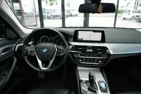 BMW 540i xDrive Touring Sport Line - Image 18