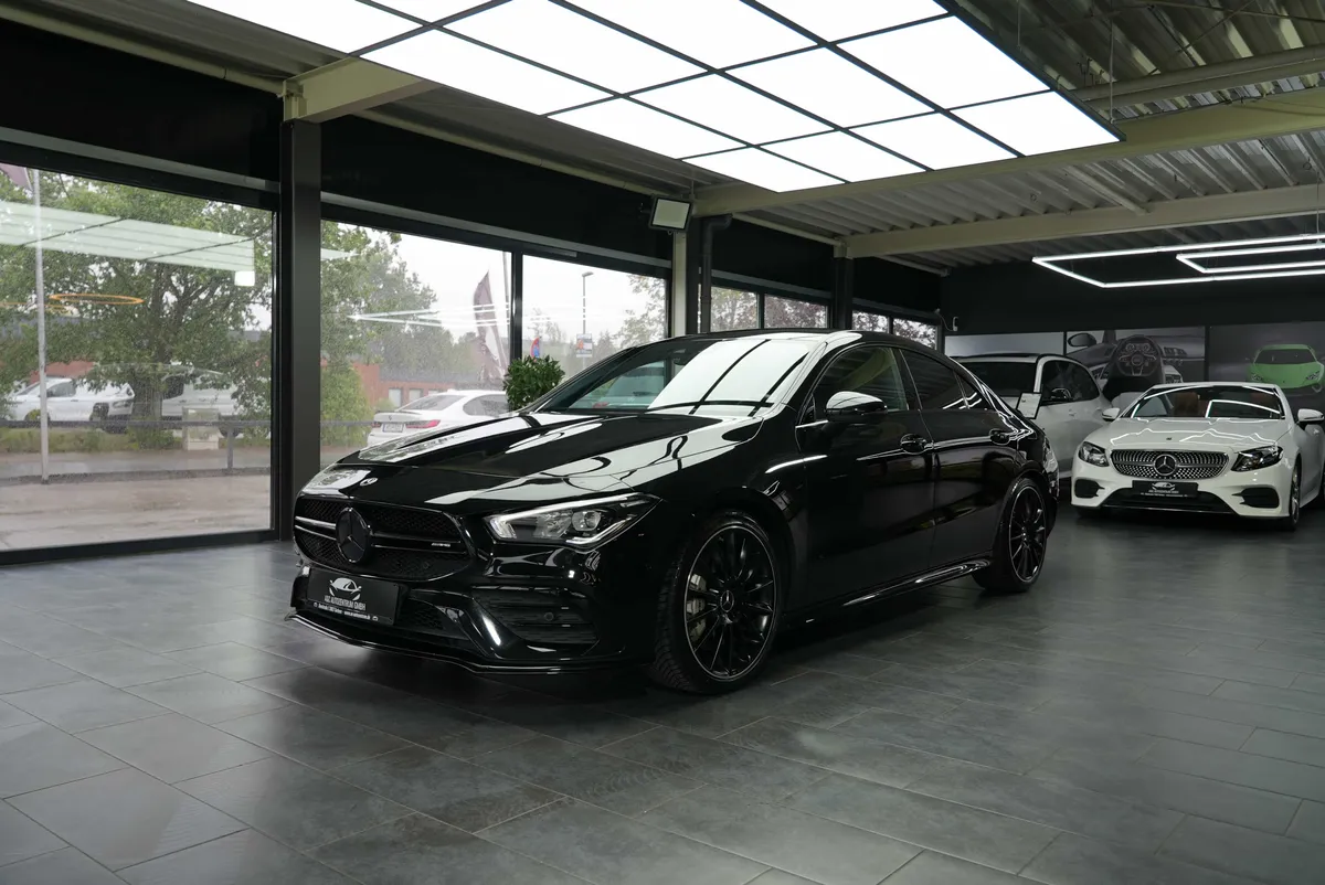 Mercedes-Benz CLA 35 AMG 4Matic - Image 1