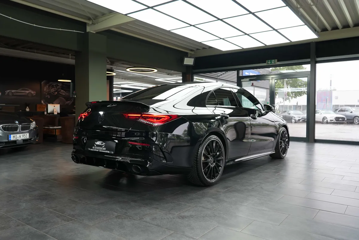 Mercedes-Benz CLA 35 AMG 4Matic - Image 5