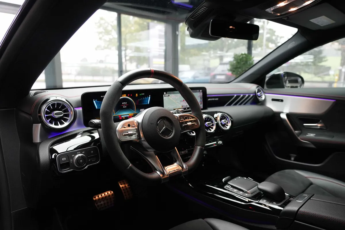 Mercedes-Benz CLA 35 AMG 4Matic - Image 9