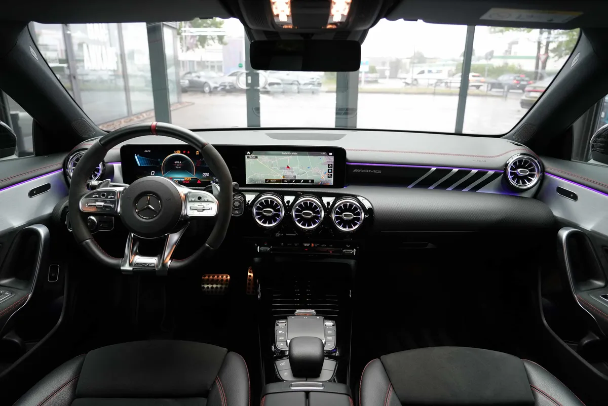 Mercedes-Benz CLA 35 AMG 4Matic - Image 15
