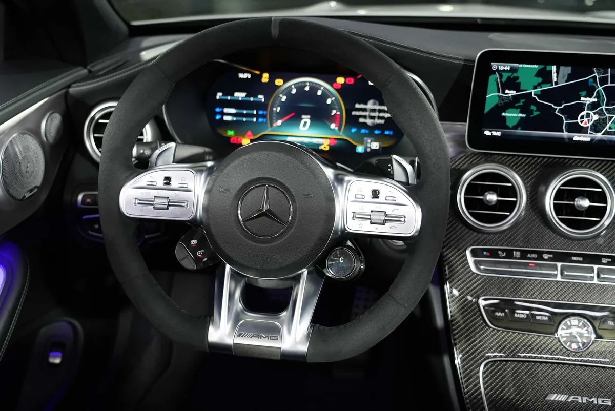 Mercedes-Benz C 63 AMG Cabrio - Image 18