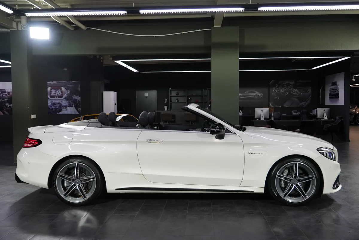 Mercedes-Benz C 63 AMG Cabrio - Image 25
