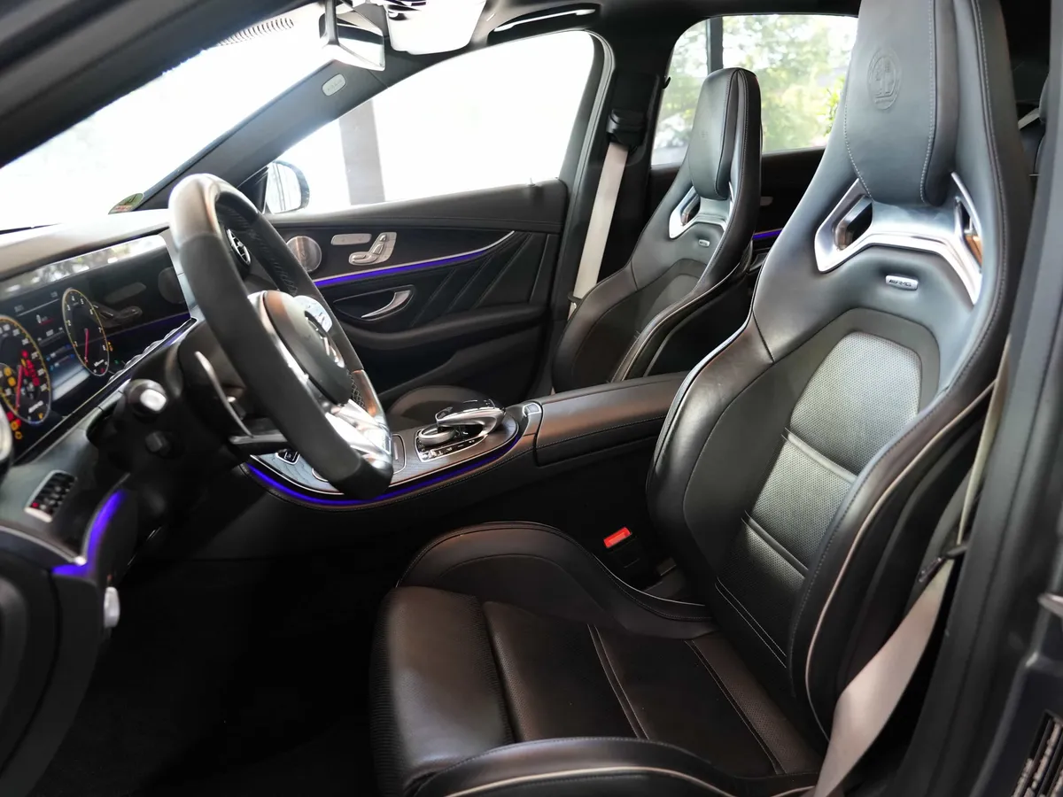 Mercedes-Benz E 63 AMG - Image 14