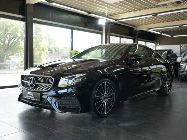 Mercedes-Benz E 200 Coupé AMG Line