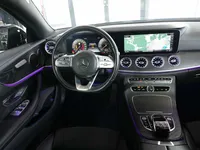 Mercedes-Benz E 200 Coupé AMG Line - Image 17