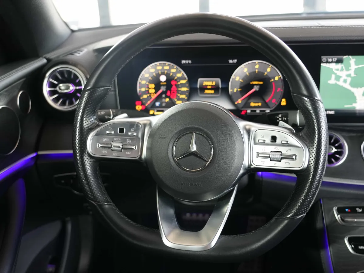 Mercedes-Benz E 200 Coupé AMG Line - Image 18