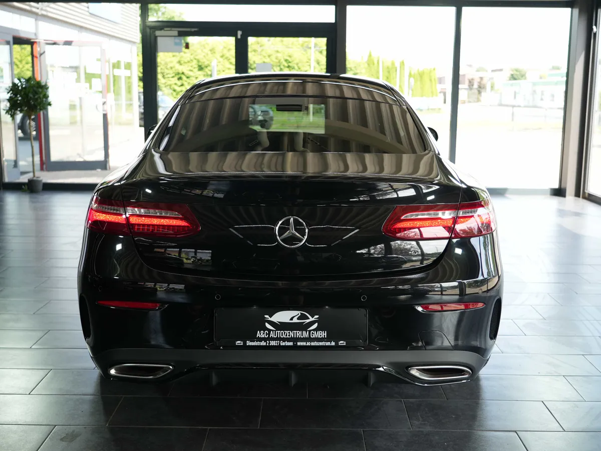 Mercedes-Benz E 200 Coupé AMG Line - Image 4