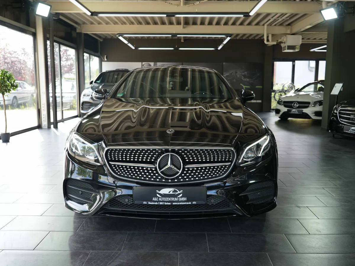 Mercedes-Benz E 200 Coupé AMG Line - Image 7