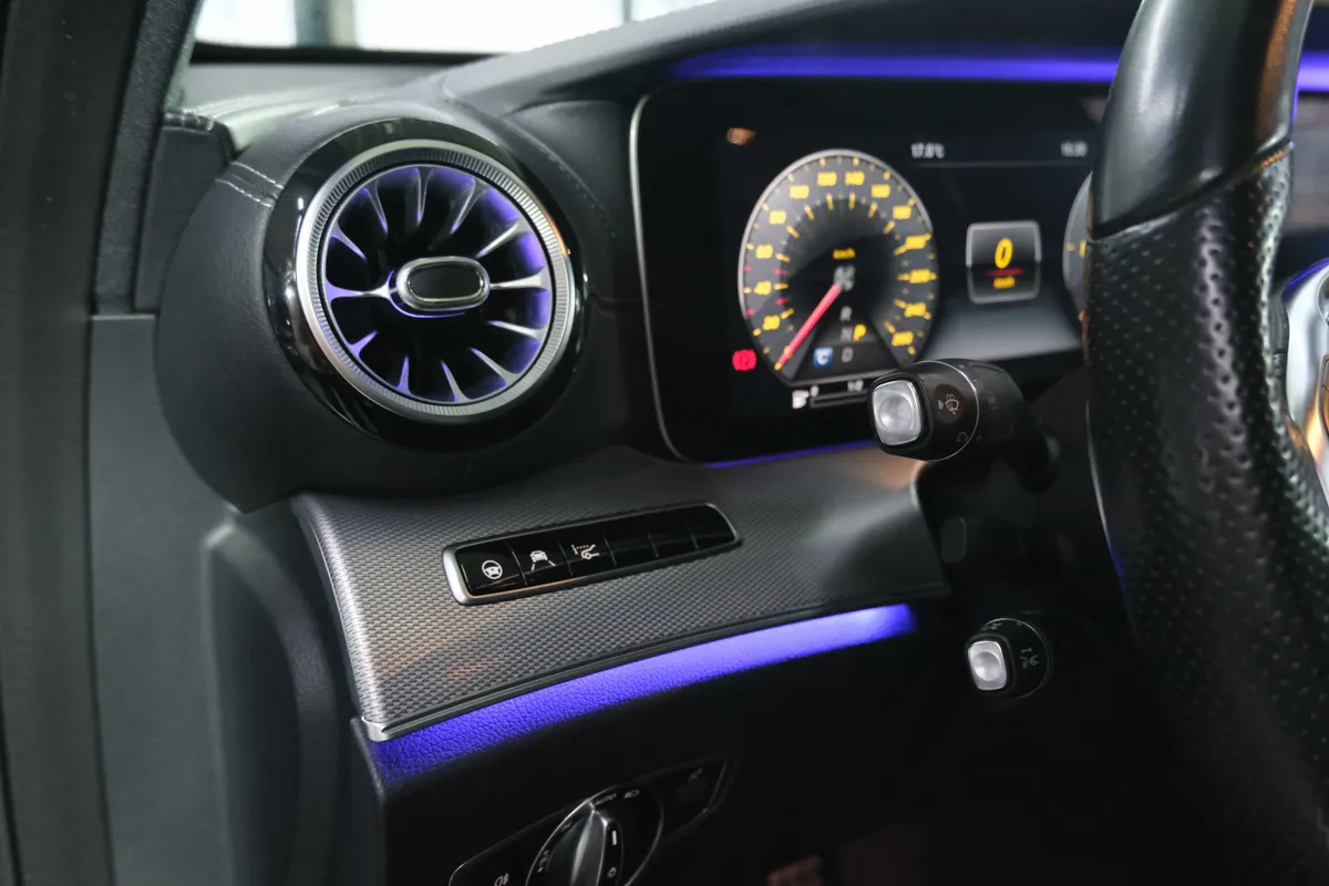 Mercedes-Benz E 350 AMG Line Widescreen - Image 13