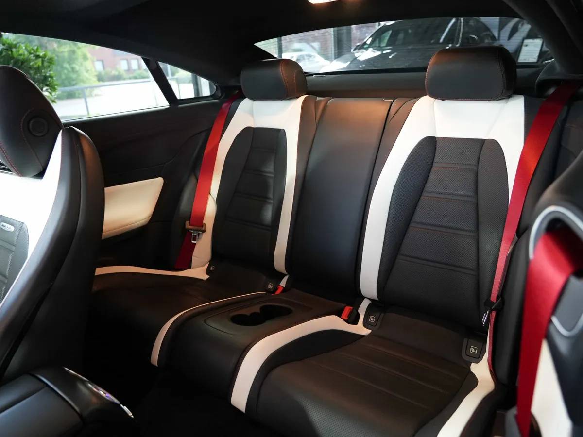 Mercedes-Benz E 53 AMG 4Matic Vollausstattung - Image 17